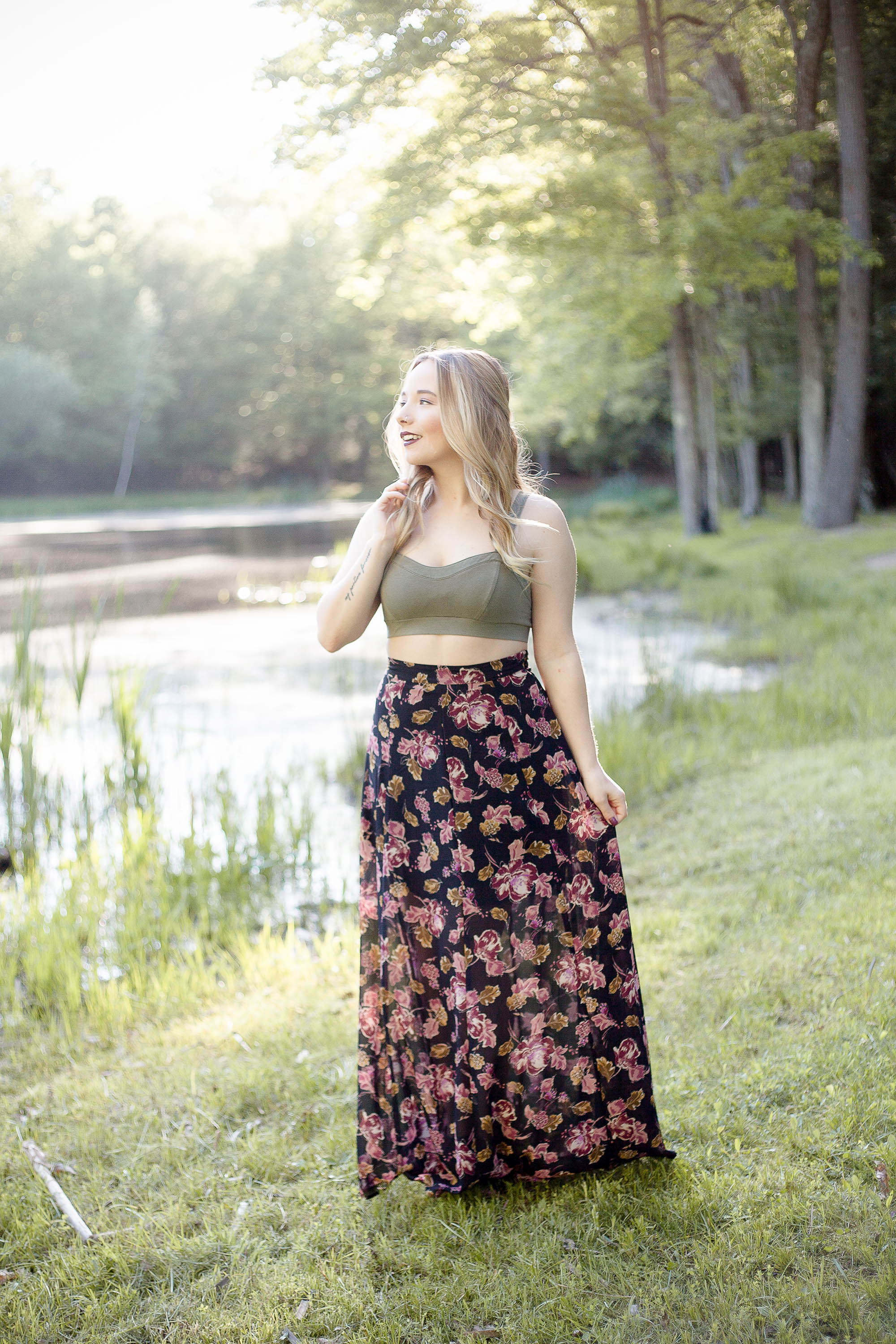 How To Wear A Maxi Dress When You're Petite - Coffee With Summer