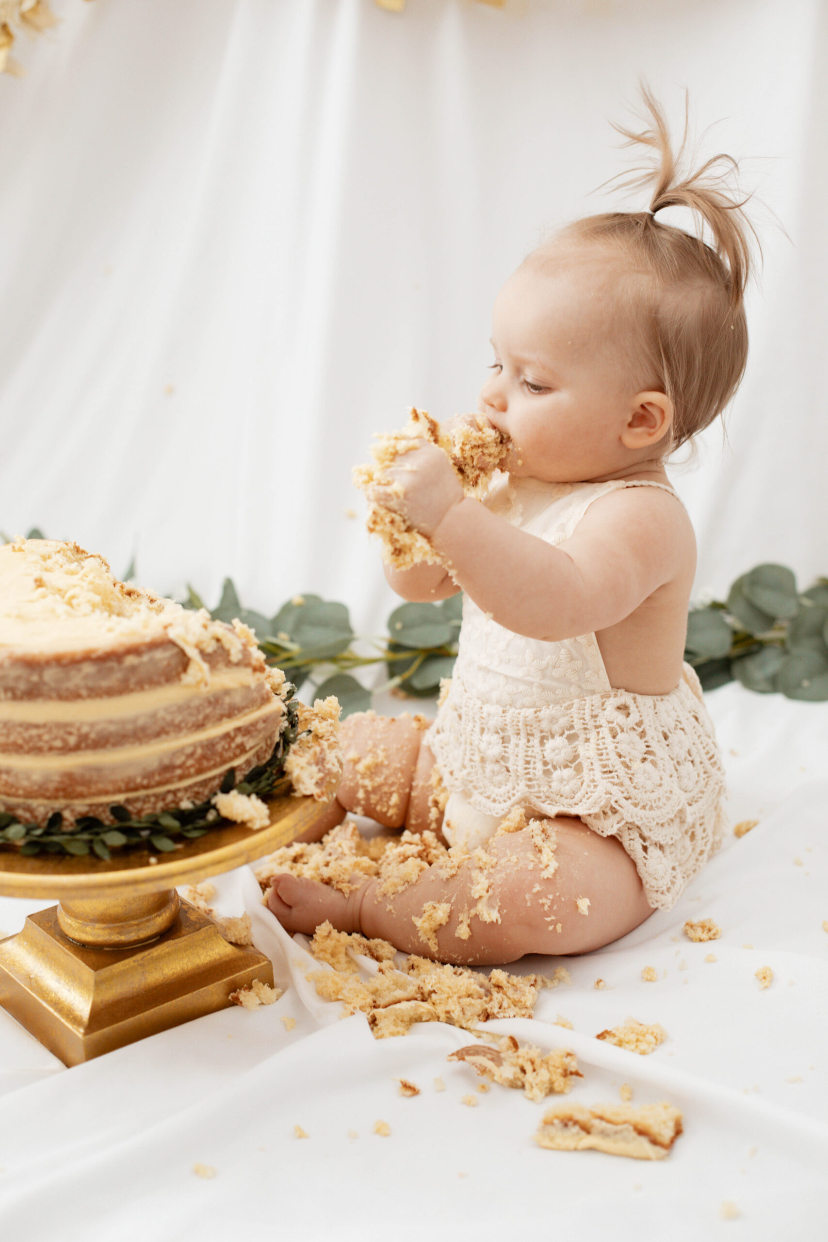 First Birthday Cake Smash Photoshoot in Wokingham, Berkshire | Lilac and  Gold Themed